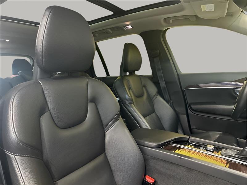 Volvo XC90 T6 Momentum AWD 2018