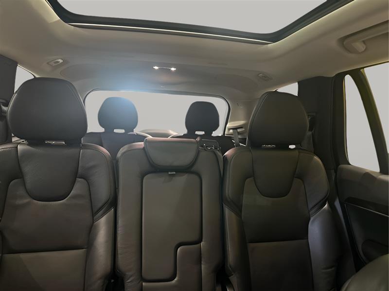 Volvo XC90 T6 Momentum AWD 2018
