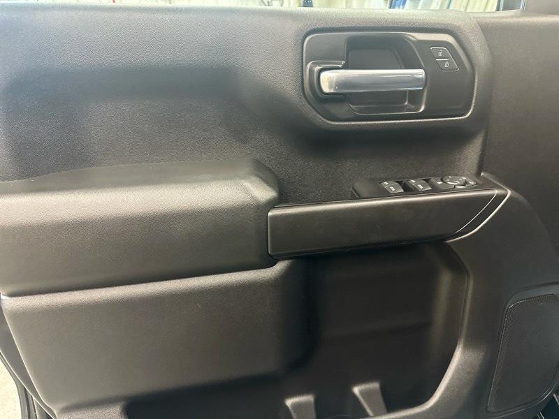 Chevrolet Silverado 1500 Custom Trail Boss Crew Cab Short Box 4WD 2020