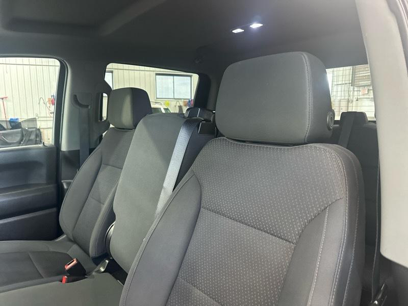 Chevrolet Silverado 1500 Custom Trail Boss Crew Cab Short Box 4WD 2020