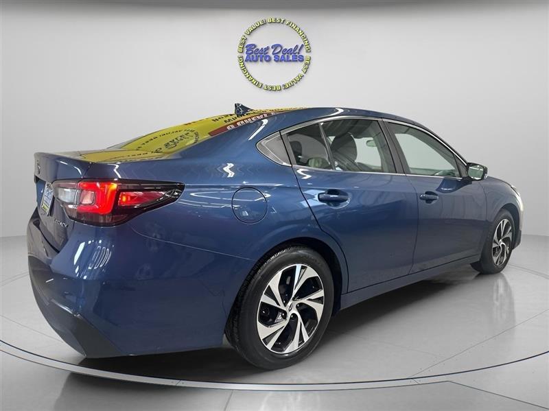 Subaru Legacy Premium 2022