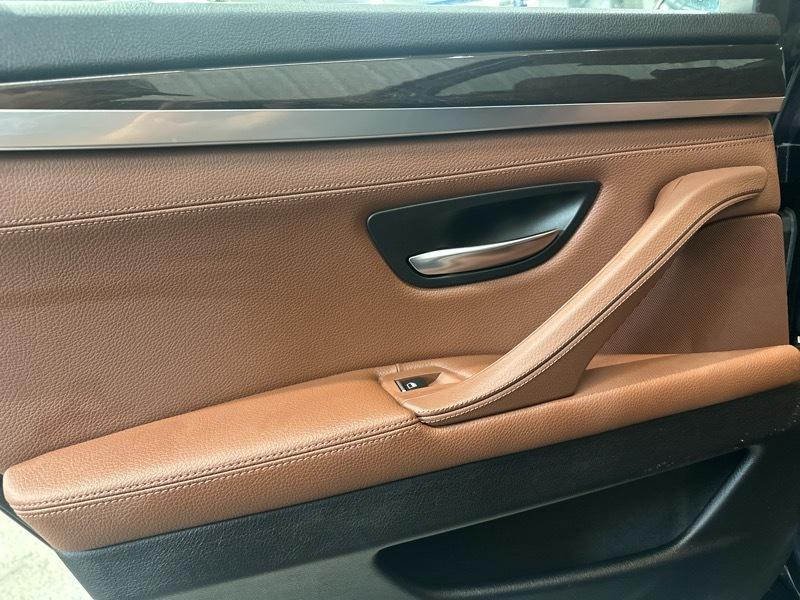 BMW 5-Series 535i xDrive 2016
