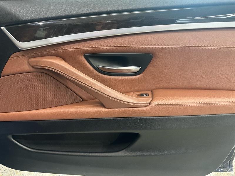 BMW 5-Series 535i xDrive 2016