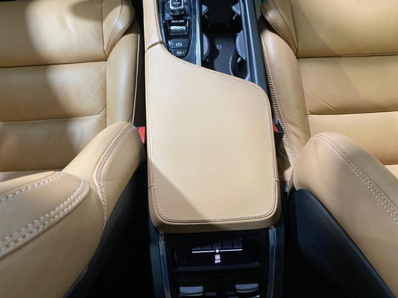 Volvo XC90 T6 Momentum AWD 2016
