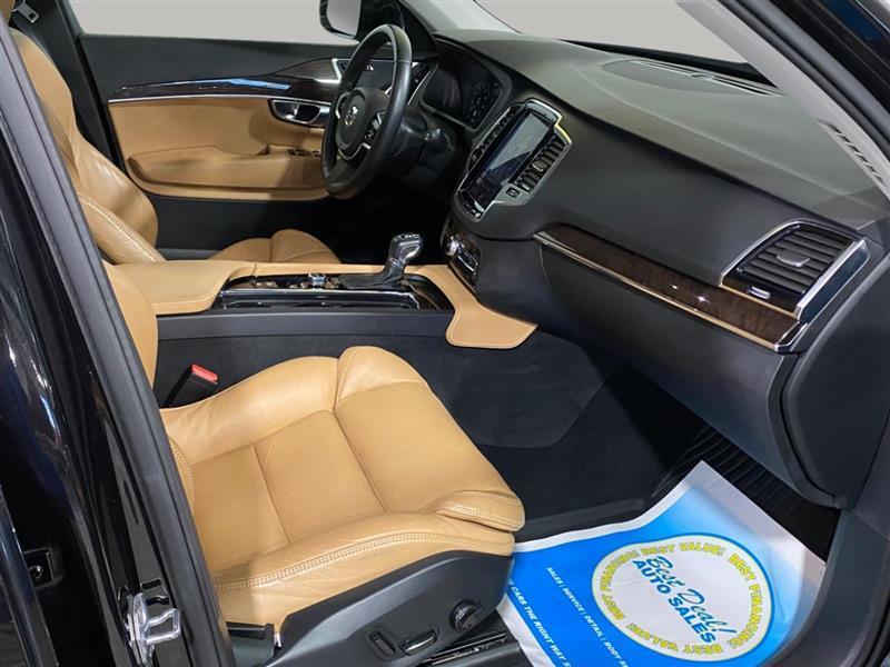 Volvo XC90 T6 Momentum AWD 2016