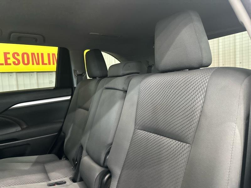 Toyota Highlander LE Plus AWD V6 2018