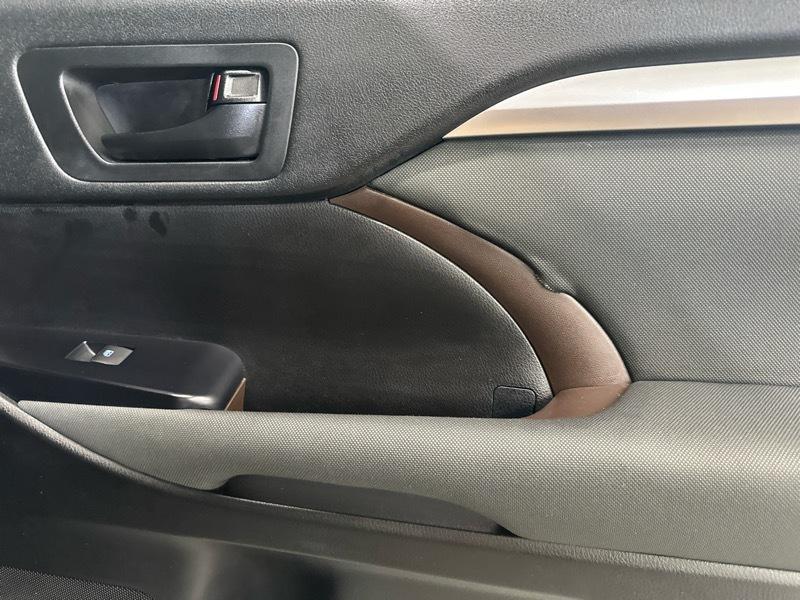 Toyota Highlander LE Plus AWD V6 2018