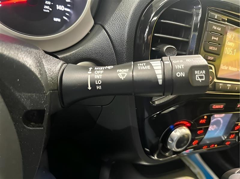 Nissan Juke S AWD 2015
