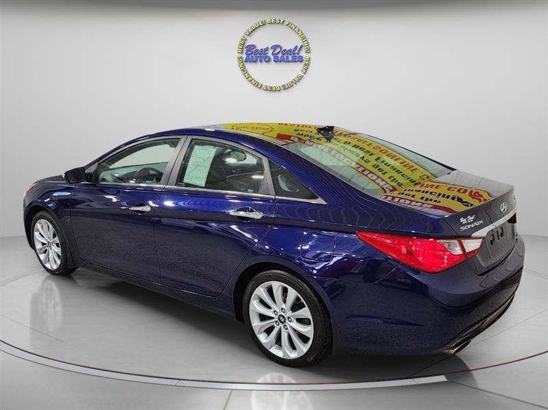 Hyundai Sonata  2012