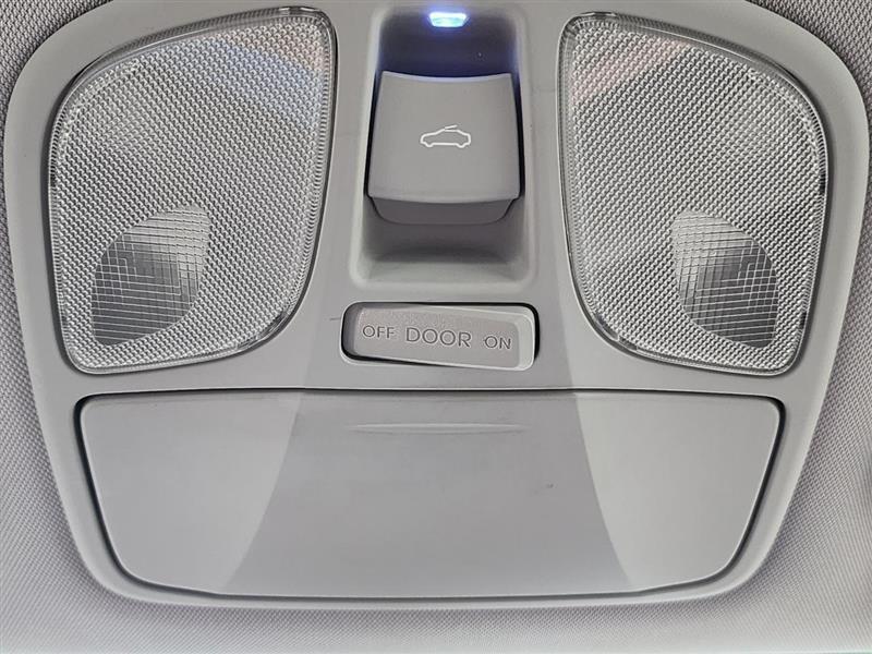 Hyundai Sonata  2012