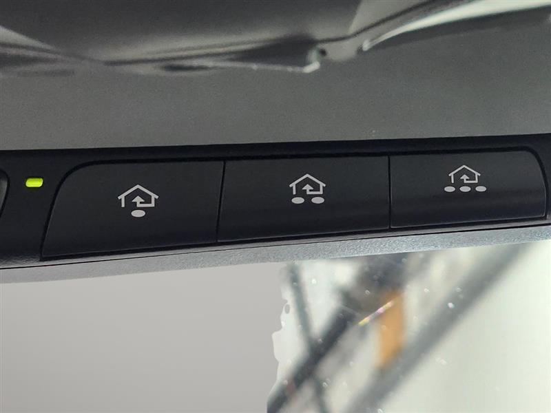 Hyundai Sonata  2012