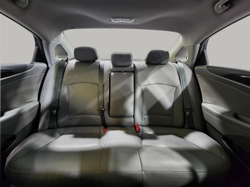 Hyundai Sonata  2012
