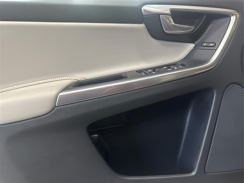 Volvo XC60 T5 Dynamic 2017