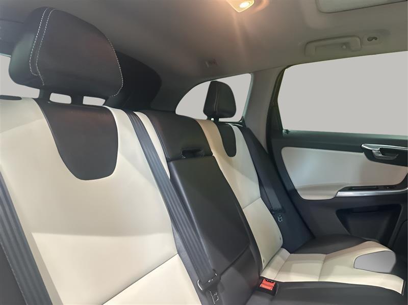 Volvo XC60 T5 Dynamic 2017