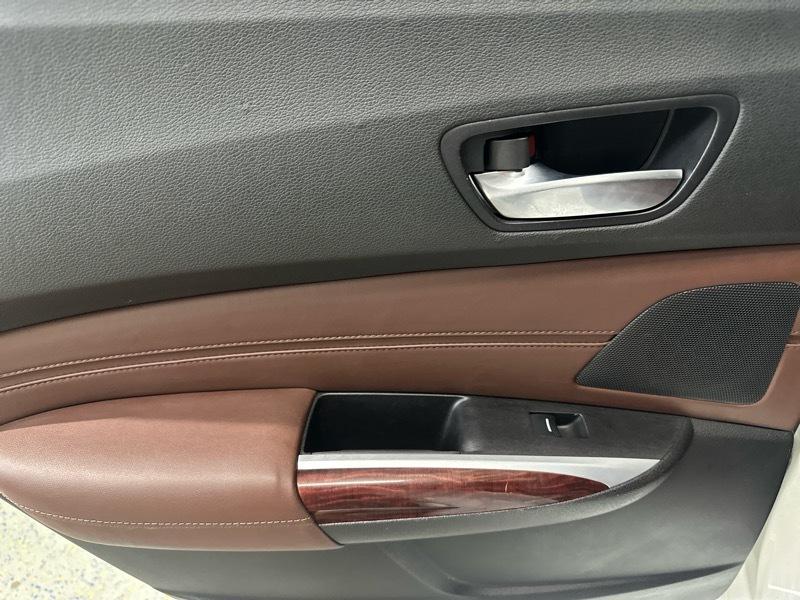 Acura TLX 8-Spd DCT w/Technology Package 2015