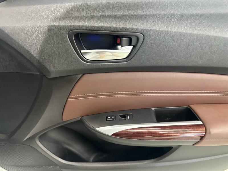Acura TLX 8-Spd DCT w/Technology Package 2015