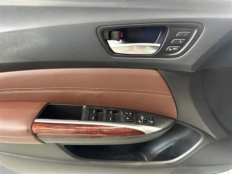 Acura TLX 8-Spd DCT w/Technology Package 2015