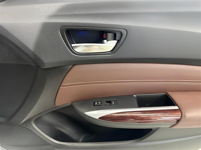 Acura TLX 8-Spd DCT w/Technology Package 2015