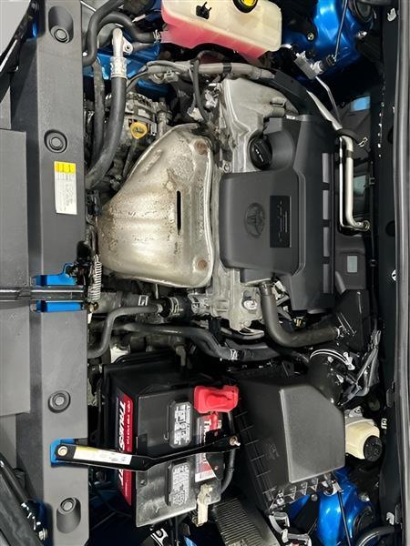 Toyota RAV4 LE AWD 2016