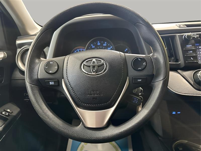 Toyota RAV4 LE AWD 2016