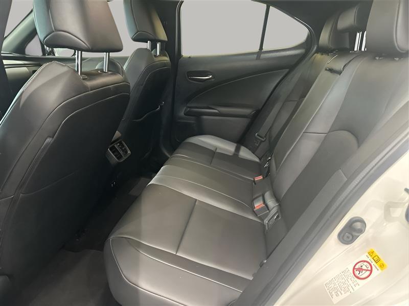 Lexus UX 250h  2019