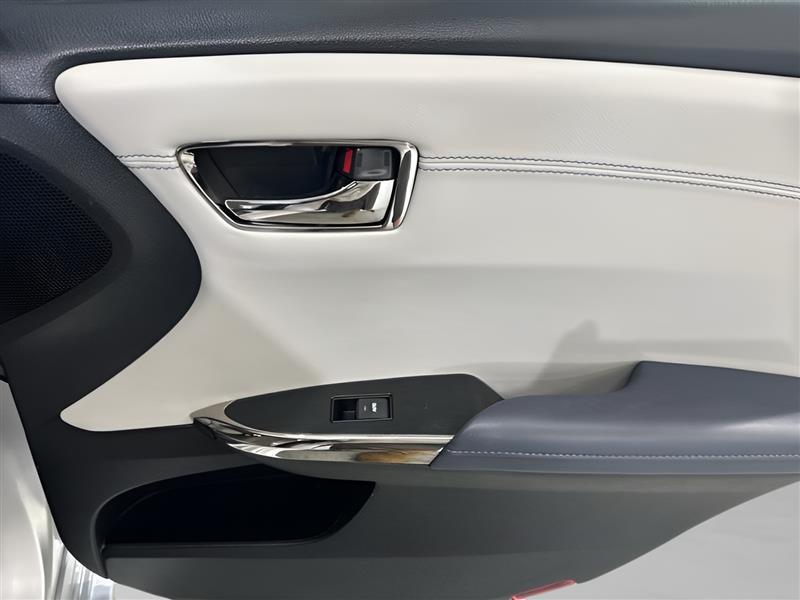 Toyota Avalon XLE Premium 2014
