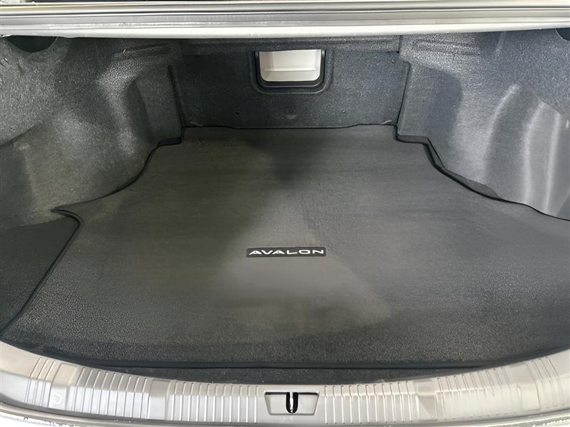 Toyota Avalon XLE Premium 2014