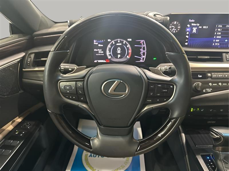 Lexus ES 350 Luxury 2019