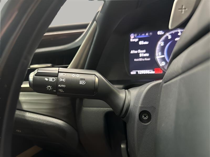 Lexus ES 350 Luxury 2019