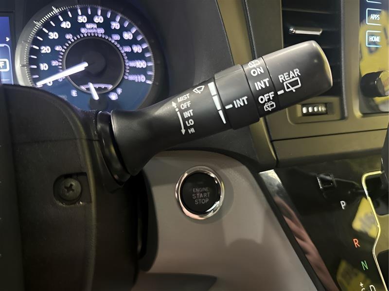 Toyota Sienna XLE 2017