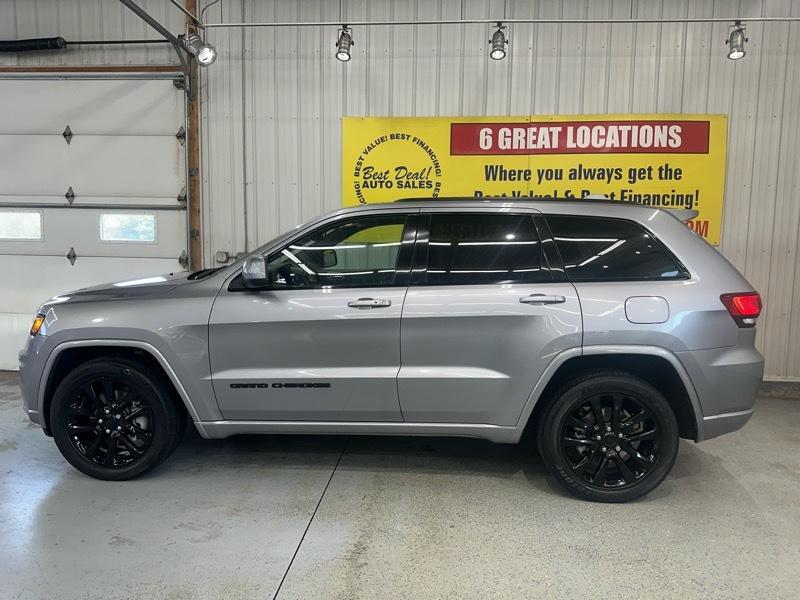 Jeep Grand Cherokee Laredo X 4WD 2021
