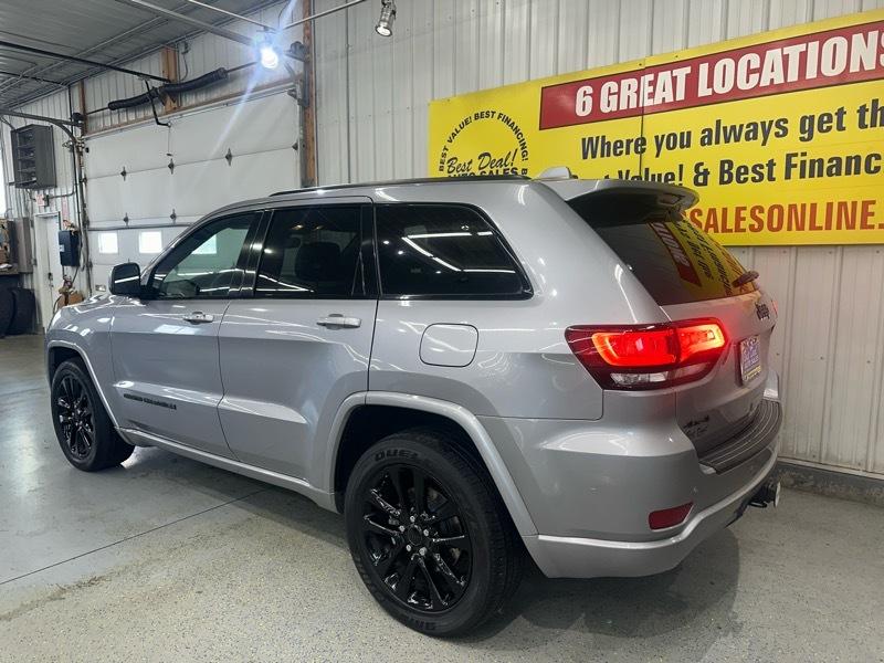 Jeep Grand Cherokee Laredo X 4WD 2021