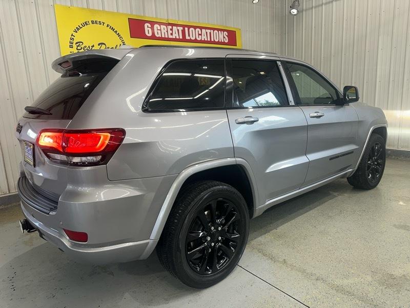 Jeep Grand Cherokee Laredo X 4WD 2021