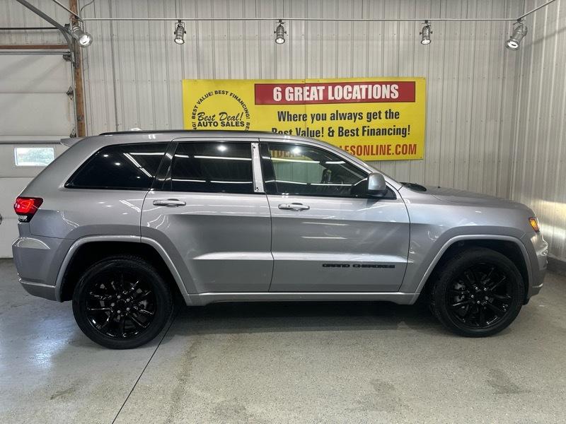 Jeep Grand Cherokee Laredo X 4WD 2021