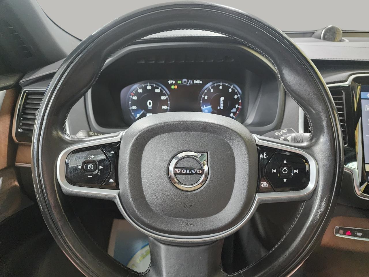 Volvo XC90  2018