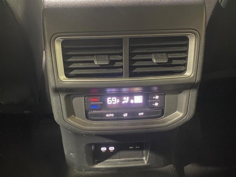 Volkswagen Atlas SE w/Technology 4MOTION 2024
