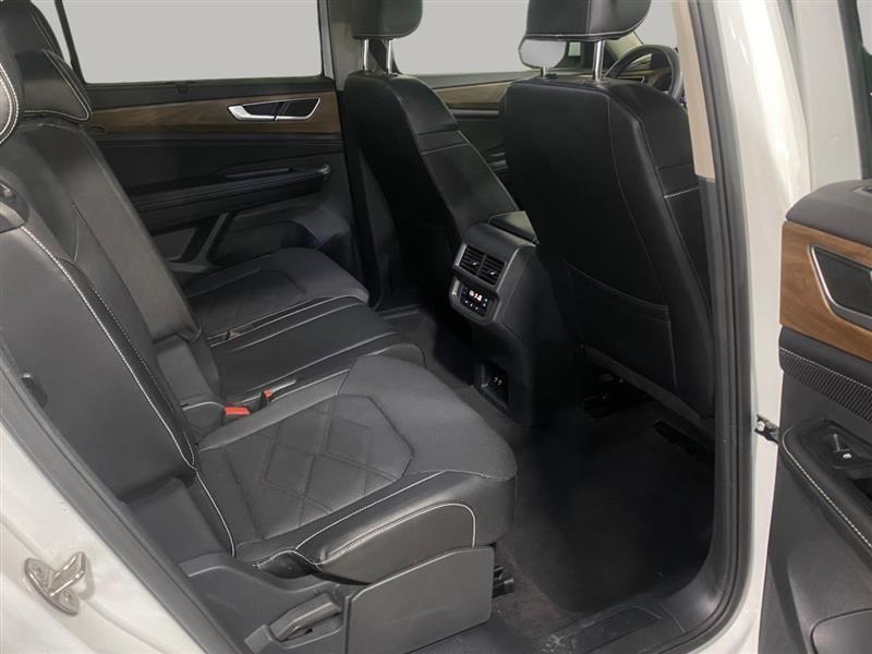 Volkswagen Atlas SE w/Technology 4MOTION 2024