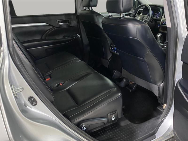 Toyota Highlander XLE AWD V6 2017