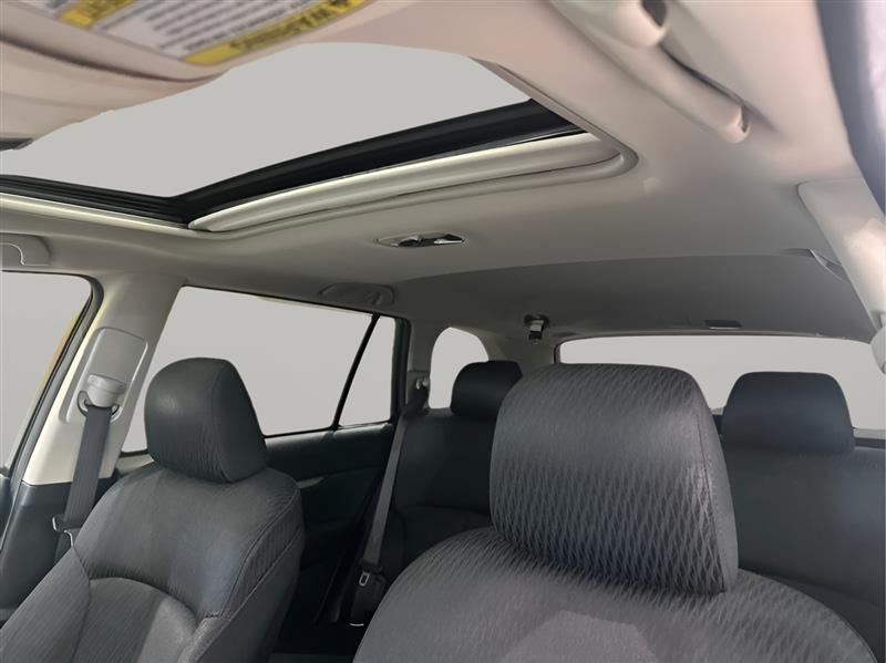 Subaru Outback 2.5i Premium 2012