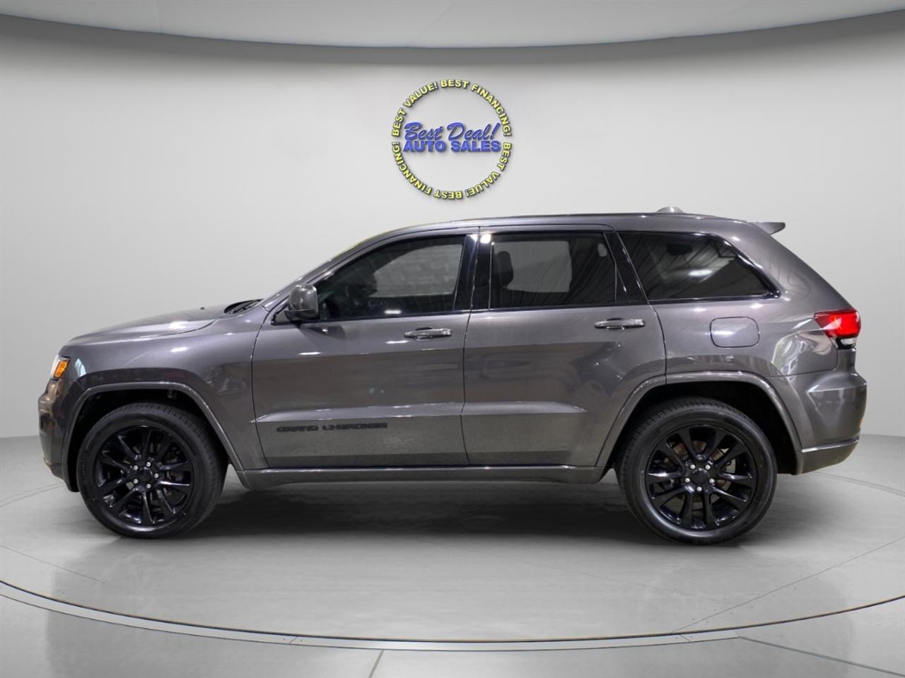Jeep Grand Cherokee Altitude 4D SUV 4WD 2019