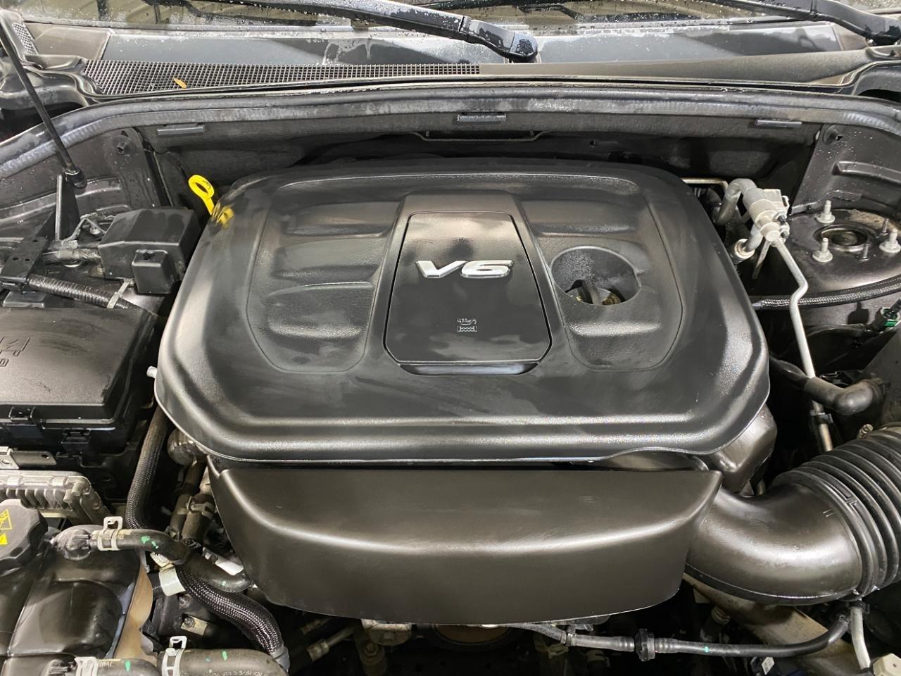 Jeep Grand Cherokee Altitude 4D SUV 4WD 2019