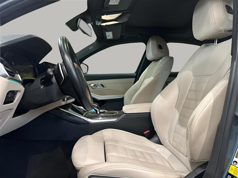 BMW 3-Series 330i xDrive 2021