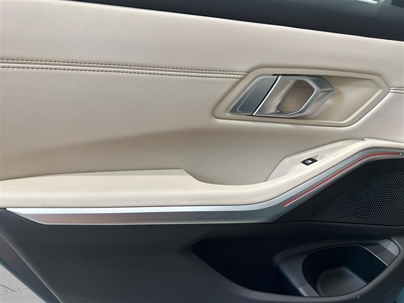 BMW 3-Series 330i xDrive 2021