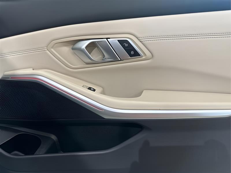 BMW 3-Series 330i xDrive 2021
