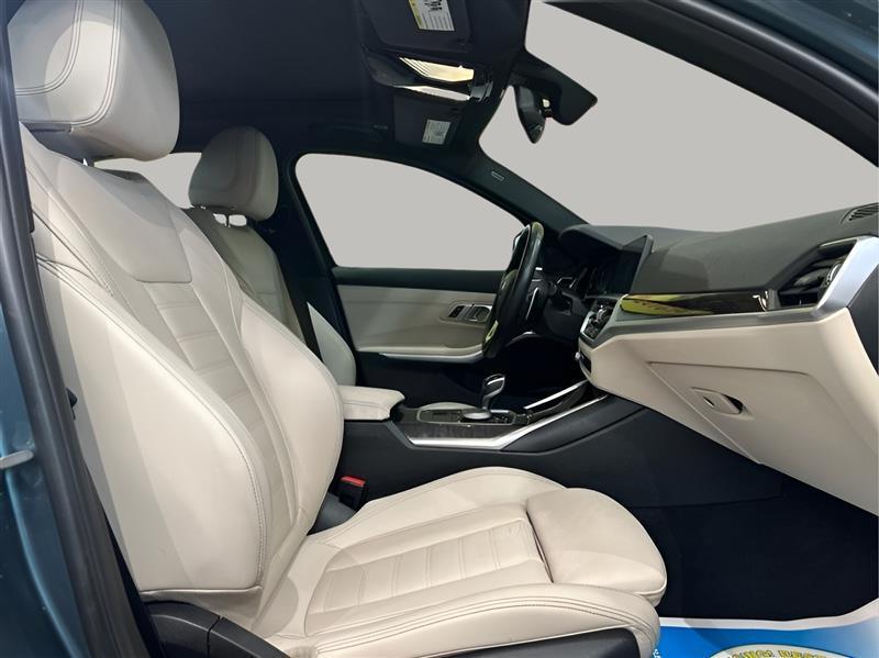 BMW 3-Series 330i xDrive 2021