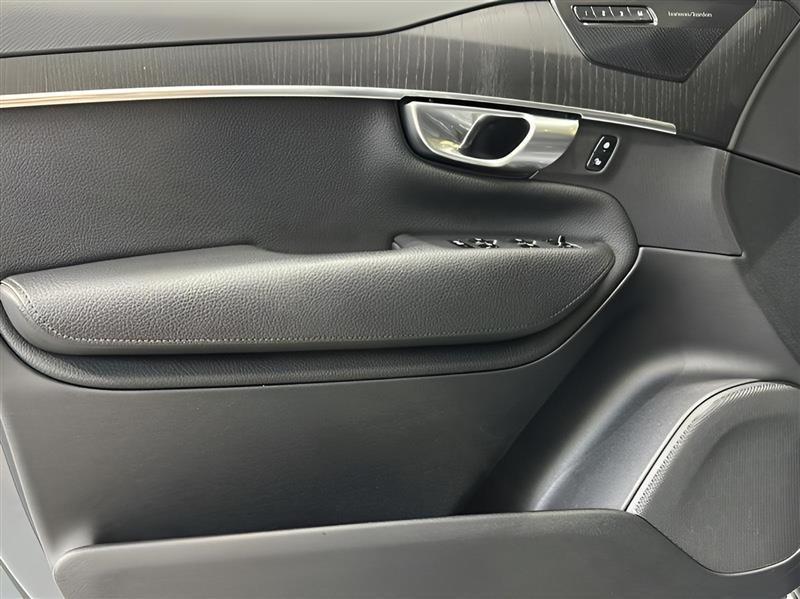Volvo XC90 T6 Momentum AWD 2020