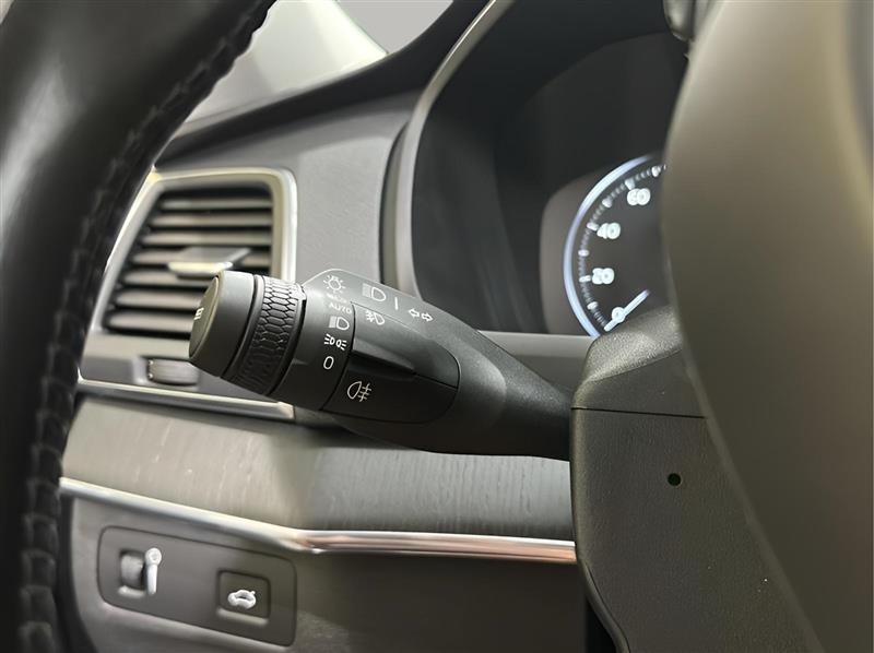 Volvo XC90 T6 Momentum AWD 2020