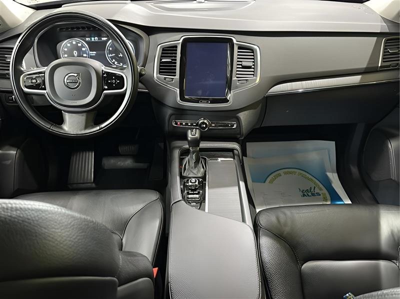 Volvo XC90 T6 Momentum AWD 2020
