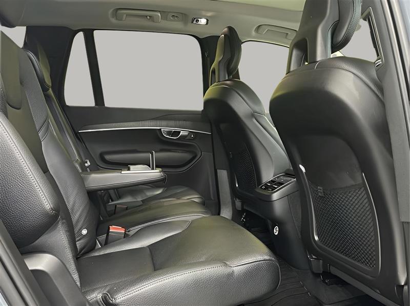 Volvo XC90 T6 Momentum AWD 2020