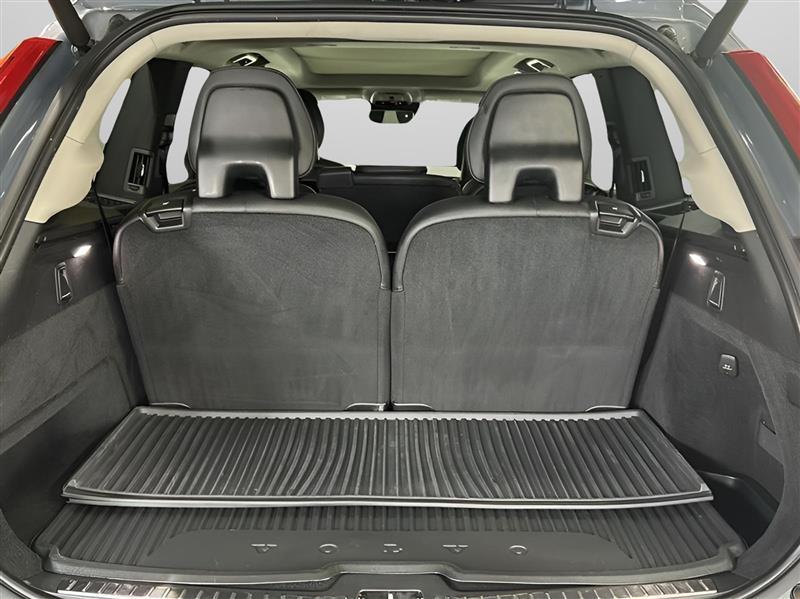 Volvo XC90 T6 Momentum AWD 2020